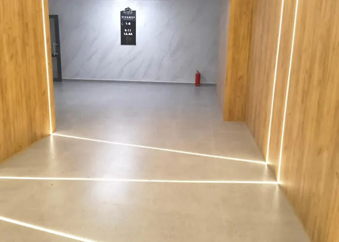 Vlad Coresi Апартаменти